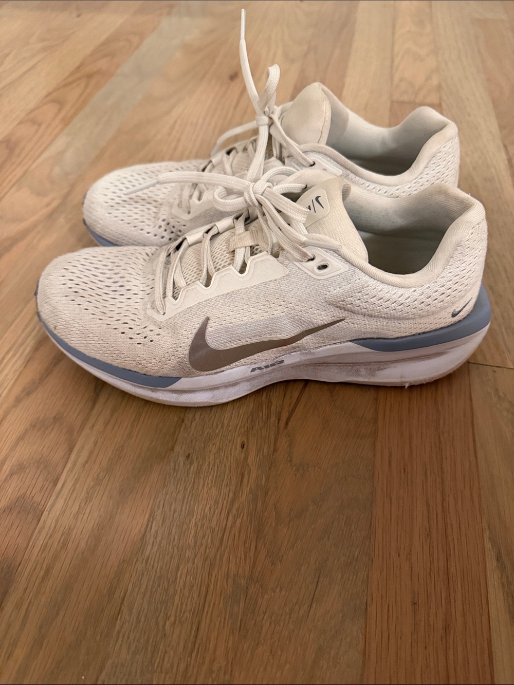 Nike air sneakers